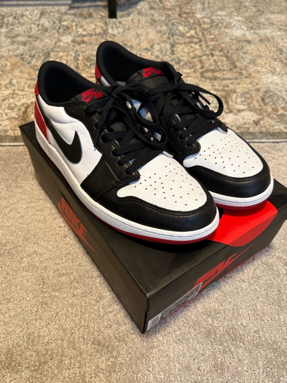 Nike Air Jordan 1 Low - Black/White/Red